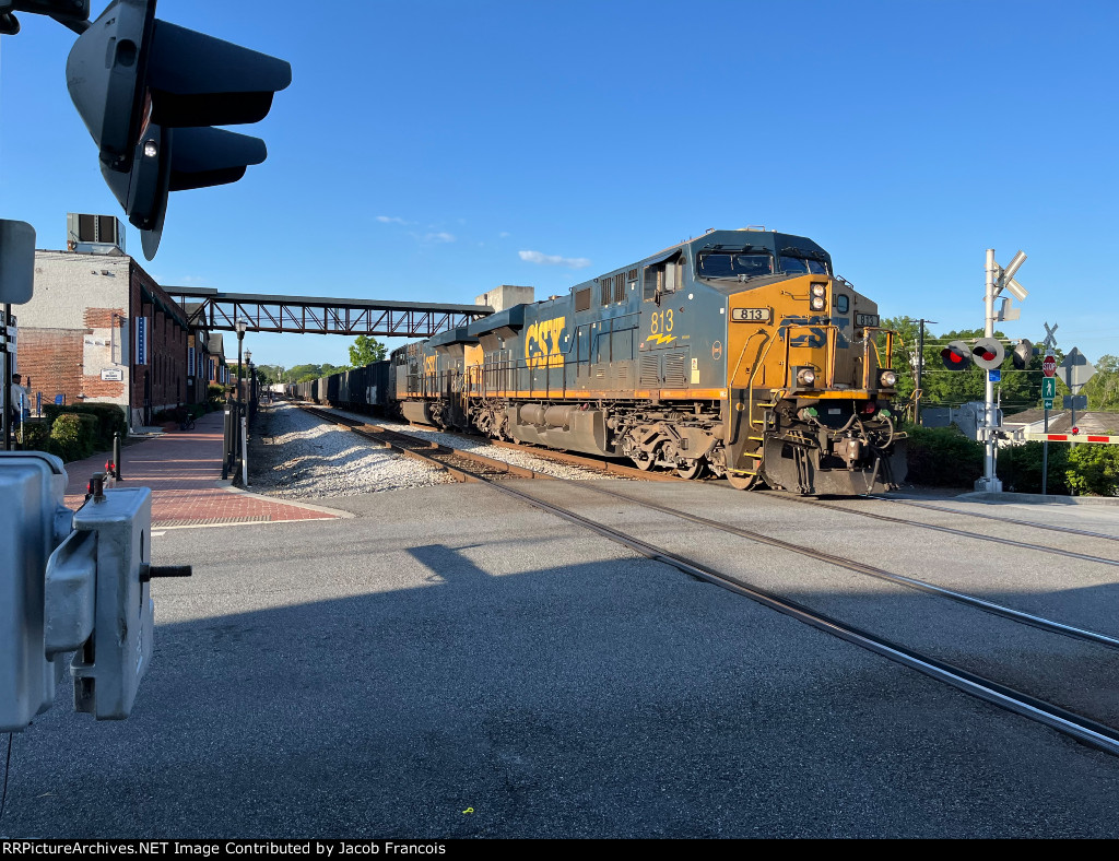 CSX 813